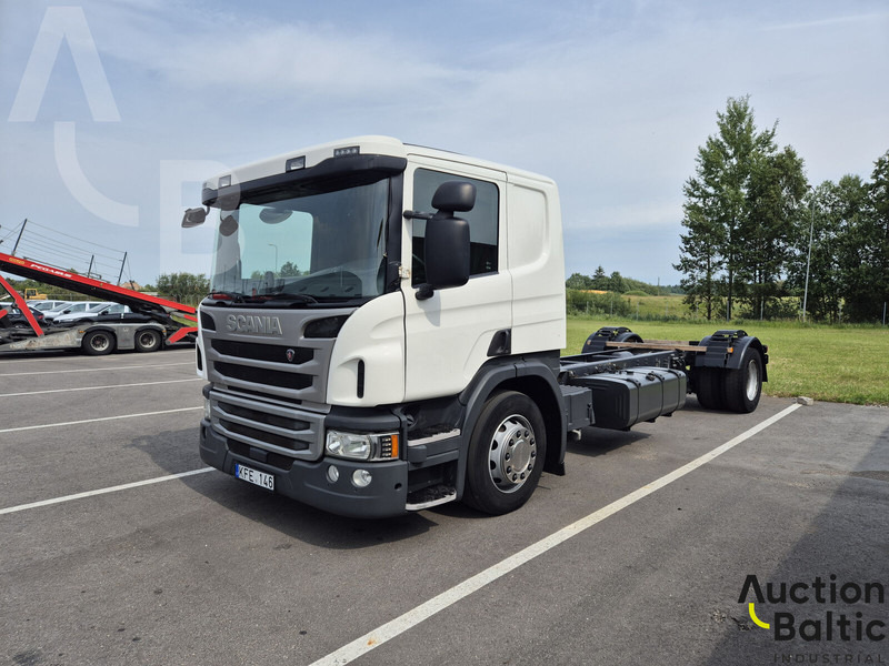 Scania P 450 - Kamion-šasija: slika Scania P 450 - Kamion-šasija Scania P 450 - Kamion-šasija: slika Scania P 450 - Kamion-šasija