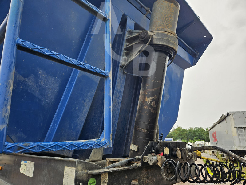 Schwarzmüller K-SERIE - Poluprikolica s ceradom: slika Schwarzmüller K-SERIE - Poluprikolica s ceradom Schwarzmüller K-SERIE - Poluprikolica s ceradom: slika Schwarzmüller K-SERIE - Poluprikolica s ceradom