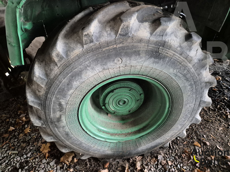 Traktor T-150K: slika Traktor T-150K Traktor T-150K: slika Traktor T-150K