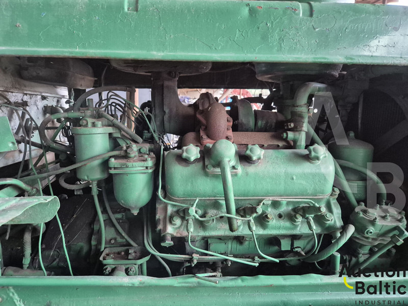 Traktor T-150K: slika Traktor T-150K Traktor T-150K: slika Traktor T-150K