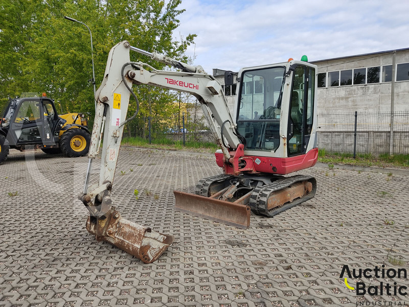 Takeuchi TB228 - Mini bager: slika Takeuchi TB228 - Mini bager Takeuchi TB228 - Mini bager: slika Takeuchi TB228 - Mini bager