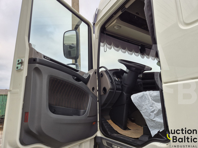 DAF XF 480 FT - Tegljač: slika DAF XF 480 FT - Tegljač DAF XF 480 FT - Tegljač: slika DAF XF 480 FT - Tegljač