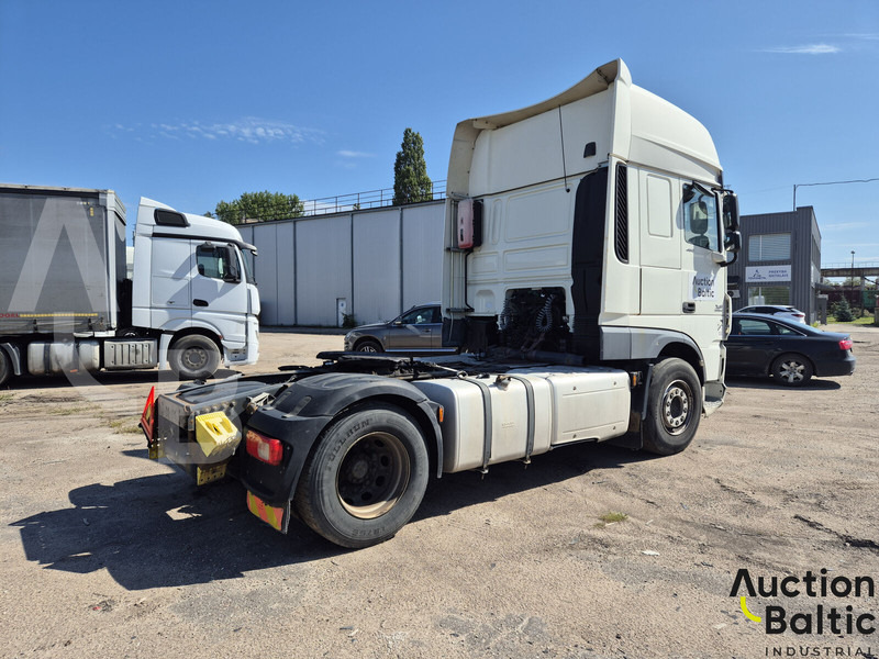 DAF XF460FT - Tegljač: slika DAF XF460FT - Tegljač DAF XF460FT - Tegljač: slika DAF XF460FT - Tegljač