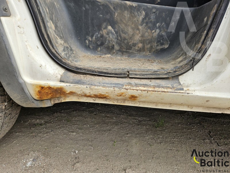 Tegljač Iveco 40 C: slika Tegljač Iveco 40 C