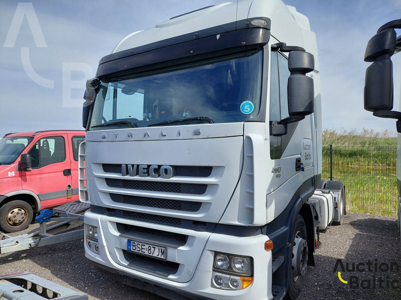 Iveco Stralis AS 440 TP - Tegljač: slika Iveco Stralis AS 440 TP - Tegljač Iveco Stralis AS 440 TP - Tegljač: slika Iveco Stralis AS 440 TP - Tegljač