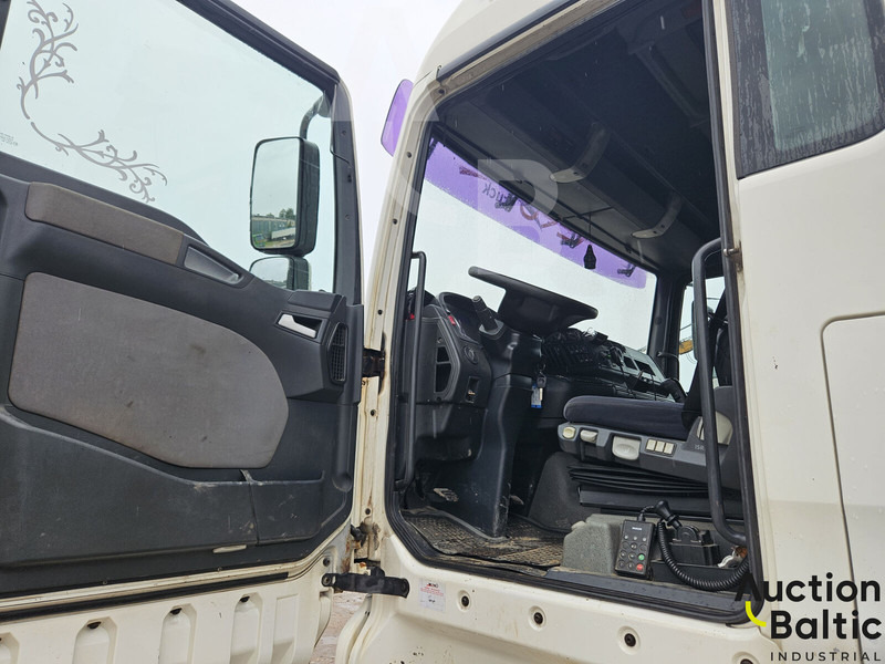 MAN TGA18.430 - Tegljač: slika MAN TGA18.430 - Tegljač MAN TGA18.430 - Tegljač: slika MAN TGA18.430 - Tegljač