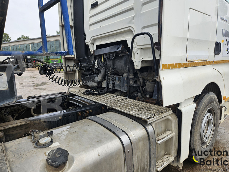 MAN TGA18.430 - Tegljač: slika MAN TGA18.430 - Tegljač MAN TGA18.430 - Tegljač: slika MAN TGA18.430 - Tegljač