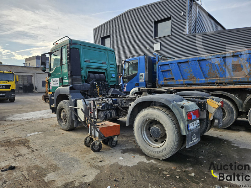 MAN TGS18.400 4X4H - Tegljač: slika MAN TGS18.400 4X4H - Tegljač MAN TGS18.400 4X4H - Tegljač: slika MAN TGS18.400 4X4H - Tegljač