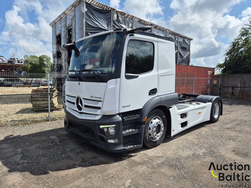 Mercedes-Benz Actros 1843 - Tegljač: slika Mercedes-Benz Actros 1843 - Tegljač Mercedes-Benz Actros 1843 - Tegljač: slika Mercedes-Benz Actros 1843 - Tegljač