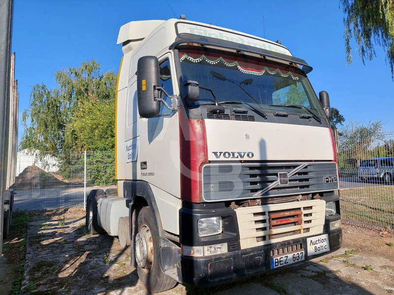 Volvo FH12 - Tegljač: slika Volvo FH12 - Tegljač Volvo FH12 - Tegljač: slika Volvo FH12 - Tegljač