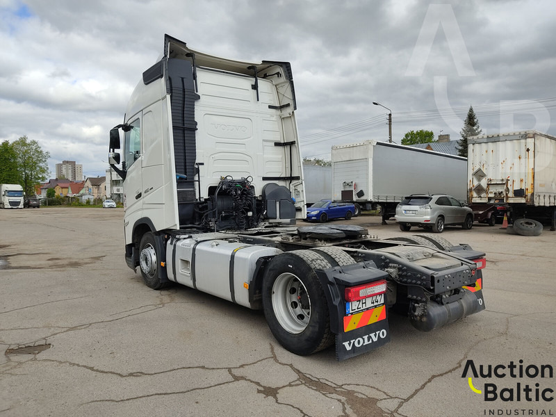 Volvo FH460 - Tegljač: slika Volvo FH460 - Tegljač Volvo FH460 - Tegljač: slika Volvo FH460 - Tegljač