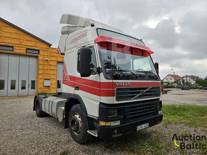 Volvo FM12 380 - Tegljač: slika Volvo FM12 380 - Tegljač Volvo FM12 380 - Tegljač: slika Volvo FM12 380 - Tegljač