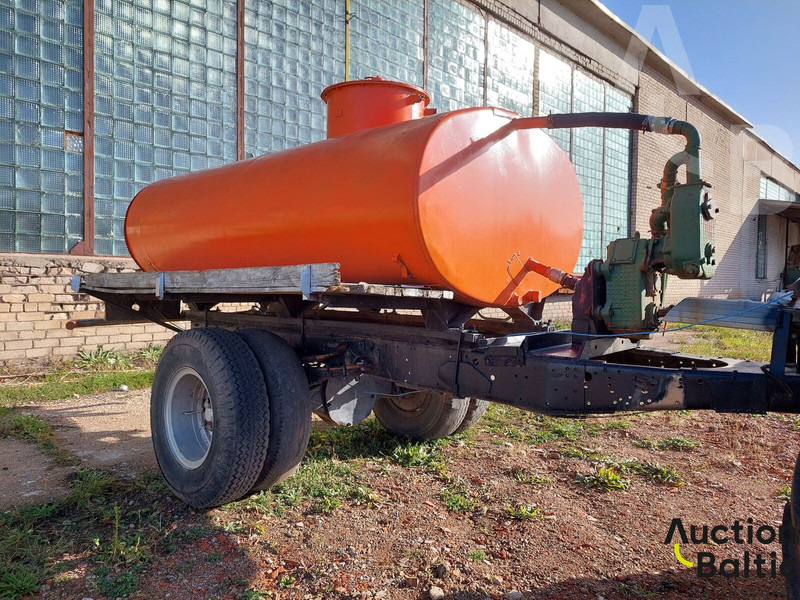 Trailer for transporting and watering water - Prikolica cisterna: slika Trailer for transporting and watering water - Prikolica cisterna Trailer for transporting and watering water - Prikolica cisterna: slika Trailer for transporting and watering water - Prikolica cisterna