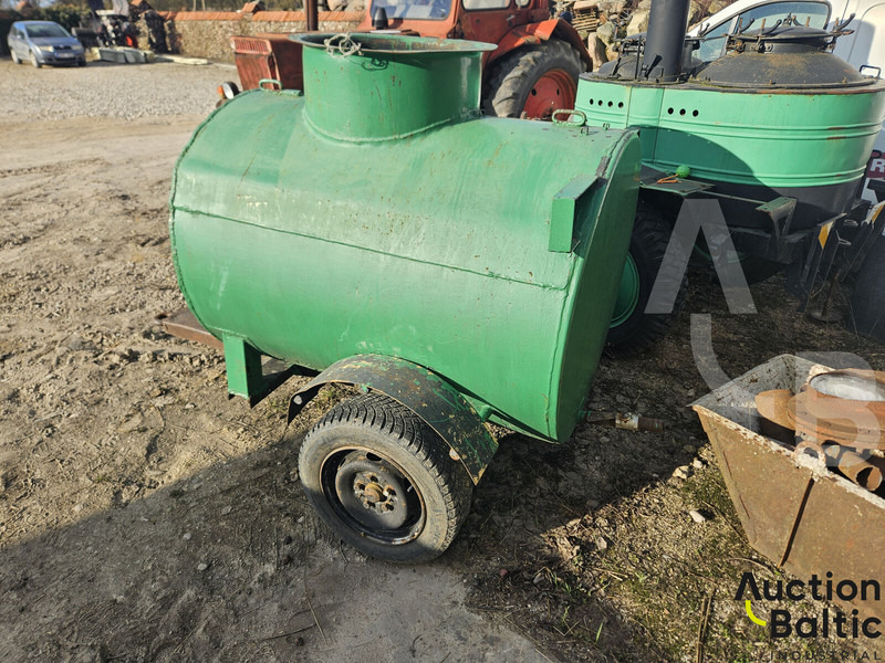 Trailer with tank - Prikolica cisterna: slika Trailer with tank - Prikolica cisterna Trailer with tank - Prikolica cisterna: slika Trailer with tank - Prikolica cisterna