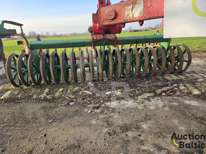 UNIA - Plug: slika UNIA - Plug UNIA - Plug: slika UNIA - Plug