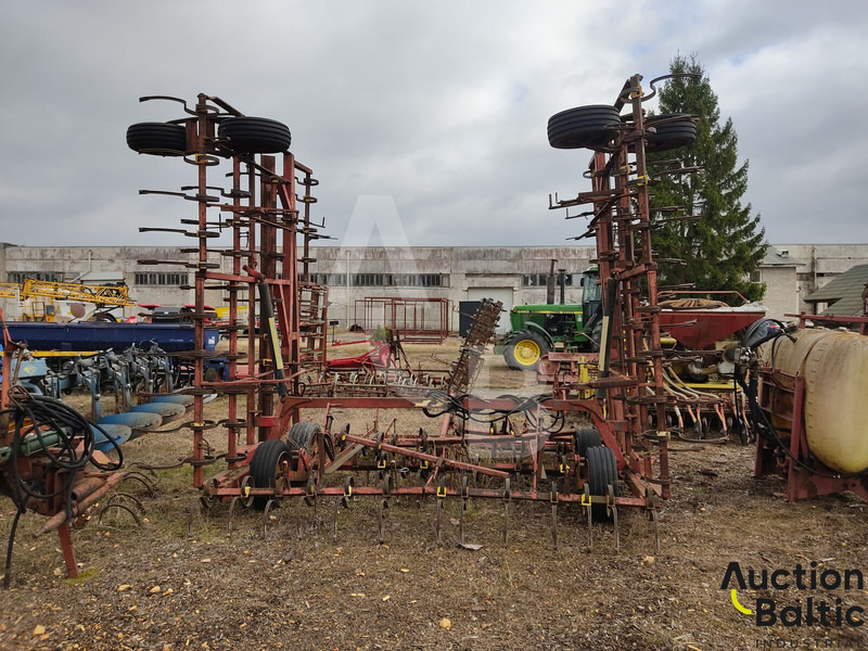 Vaderstad Boggiharv - Kultivator: slika Vaderstad Boggiharv - Kultivator Vaderstad Boggiharv - Kultivator: slika Vaderstad Boggiharv - Kultivator