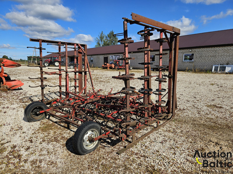 Vaderstad Parallellic - Kultivator: slika Vaderstad Parallellic - Kultivator Vaderstad Parallellic - Kultivator: slika Vaderstad Parallellic - Kultivator