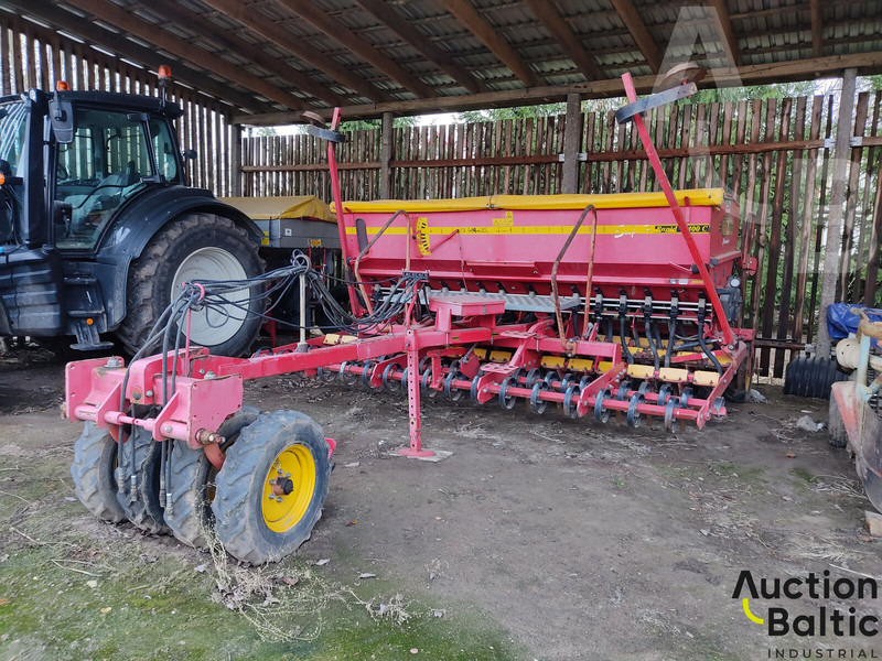 Vaderstad Rapid400C - Oprema za sijanje: slika Vaderstad Rapid400C - Oprema za sijanje Vaderstad Rapid400C - Oprema za sijanje: slika Vaderstad Rapid400C - Oprema za sijanje