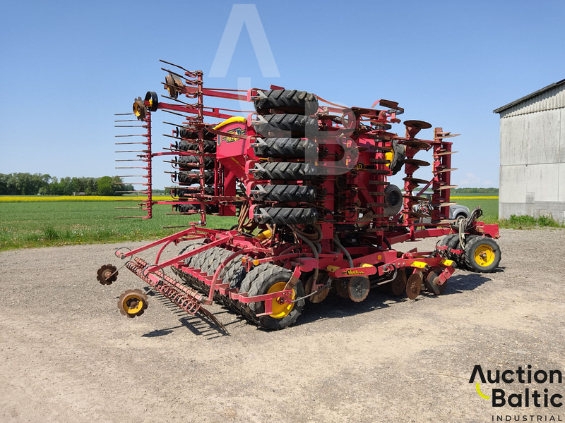 Vaderstad RapidA600S - Kombajn i sijačica: slika Vaderstad RapidA600S - Kombajn i sijačica Vaderstad RapidA600S - Kombajn i sijačica: slika Vaderstad RapidA600S - Kombajn i sijačica