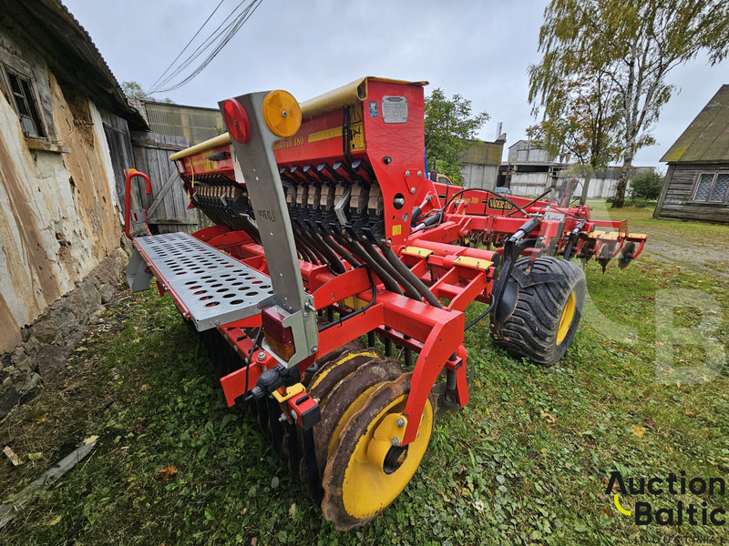 Vaderstad TD300 - Kombajn i sijačica: slika Vaderstad TD300 - Kombajn i sijačica Vaderstad TD300 - Kombajn i sijačica: slika Vaderstad TD300 - Kombajn i sijačica