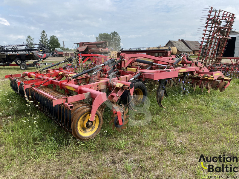 Vaderstad TopDown TD 500 - Kultivator: slika Vaderstad TopDown TD 500 - Kultivator Vaderstad TopDown TD 500 - Kultivator: slika Vaderstad TopDown TD 500 - Kultivator