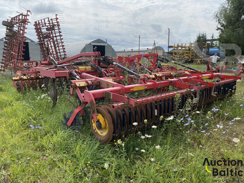 Vaderstad TopDown TD 500 - Kultivator: slika Vaderstad TopDown TD 500 - Kultivator Vaderstad TopDown TD 500 - Kultivator: slika Vaderstad TopDown TD 500 - Kultivator
