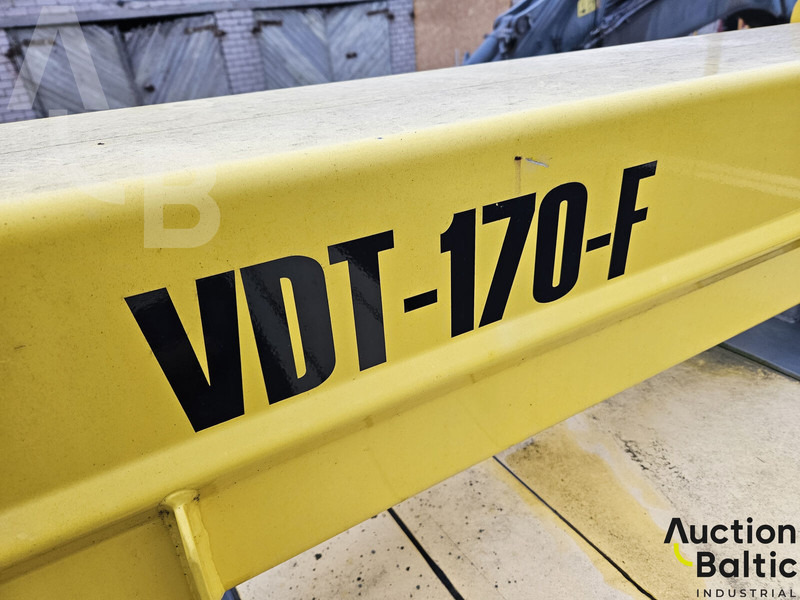 Podizna platforma montirana na kamion Versalift VDT-170-F: slika Podizna platforma montirana na kamion Versalift VDT-170-F Podizna platforma montirana na kamion Versalift VDT-170-F: slika Podizna platforma montirana na kamion Versalift VDT-170-F