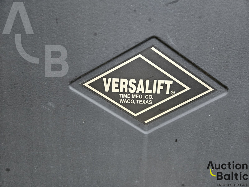 Podizna platforma montirana na kamion Versalift VDT-170-F: slika Podizna platforma montirana na kamion Versalift VDT-170-F Podizna platforma montirana na kamion Versalift VDT-170-F: slika Podizna platforma montirana na kamion Versalift VDT-170-F