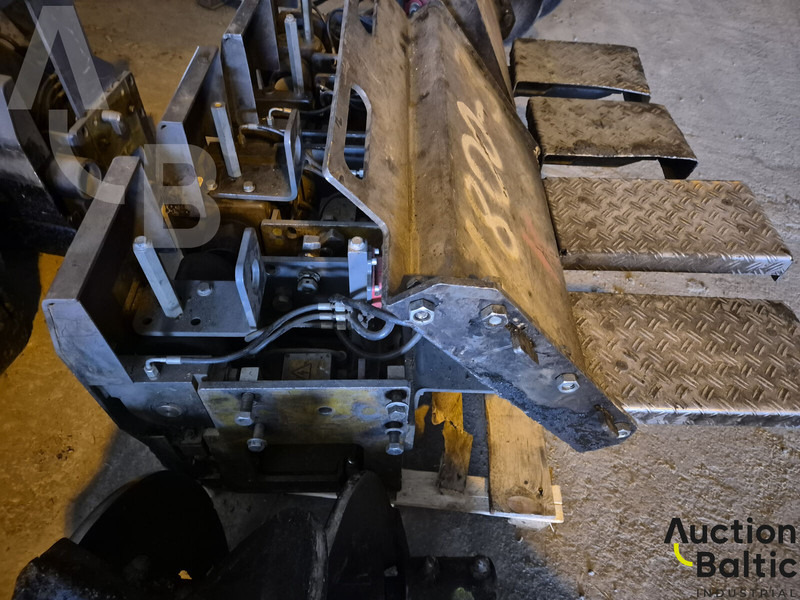 Finišer za asfalt Vögele Super 1800-3i: slika Finišer za asfalt Vögele Super 1800-3i Finišer za asfalt Vögele Super 1800-3i: slika Finišer za asfalt Vögele Super 1800-3i