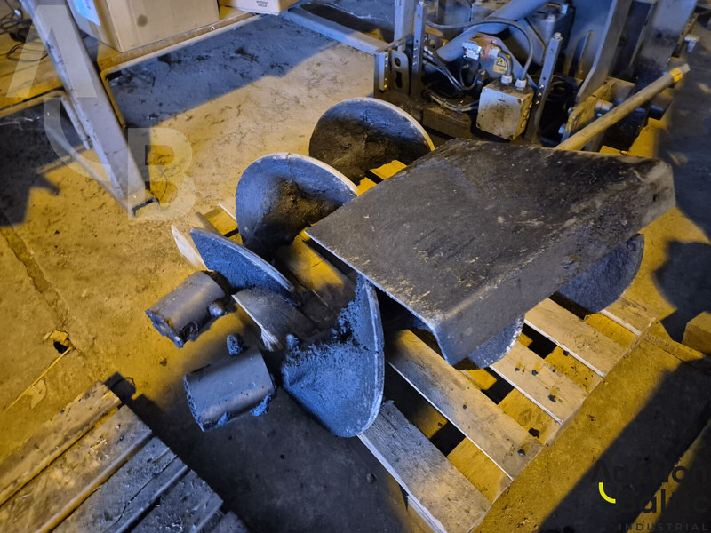 Finišer za asfalt Vögele Super 1800-3i: slika Finišer za asfalt Vögele Super 1800-3i Finišer za asfalt Vögele Super 1800-3i: slika Finišer za asfalt Vögele Super 1800-3i