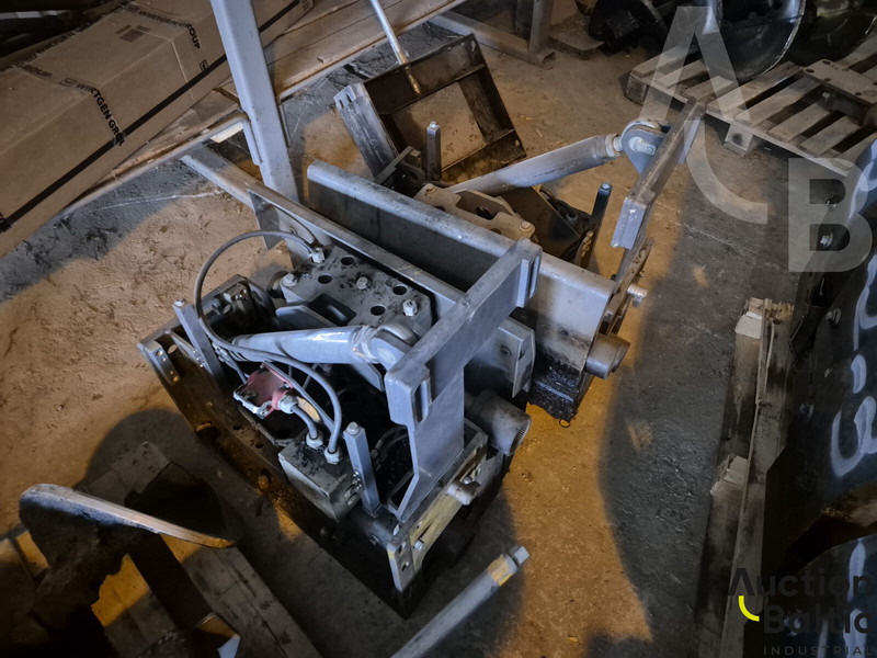 Finišer za asfalt Vögele Super 1800-3i: slika Finišer za asfalt Vögele Super 1800-3i Finišer za asfalt Vögele Super 1800-3i: slika Finišer za asfalt Vögele Super 1800-3i