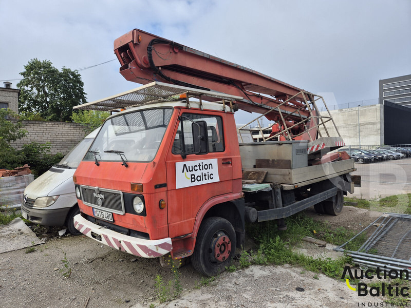 Volkswagen VW-MAN 8.136 - Podizna platforma montirana na kamion: slika Volkswagen VW-MAN 8.136 - Podizna platforma montirana na kamion Volkswagen VW-MAN 8.136 - Podizna platforma montirana na kamion: slika Volkswagen VW-MAN 8.136 - Podizna platforma montirana na kamion