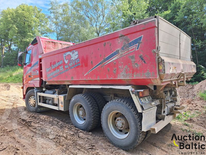Volvo FH 16 6X4 - Kiper: slika Volvo FH 16 6X4 - Kiper Volvo FH 16 6X4 - Kiper: slika Volvo FH 16 6X4 - Kiper