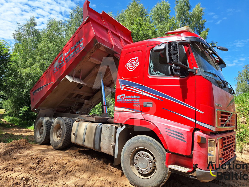 Volvo FH 16 6X4 - Kiper: slika Volvo FH 16 6X4 - Kiper Volvo FH 16 6X4 - Kiper: slika Volvo FH 16 6X4 - Kiper