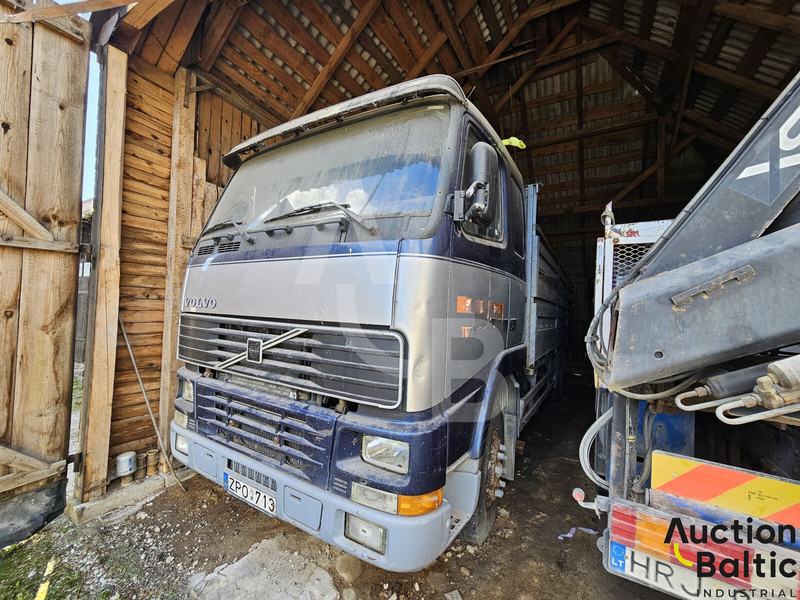 Volvo FH12 - Kamion s otvorenim sandukom: slika Volvo FH12 - Kamion s otvorenim sandukom Volvo FH12 - Kamion s otvorenim sandukom: slika Volvo FH12 - Kamion s otvorenim sandukom