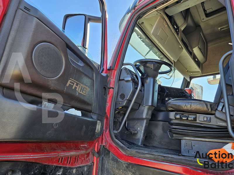 Volvo FH16 - Traktorska šumska prikolica: slika Volvo FH16 - Traktorska šumska prikolica Volvo FH16 - Traktorska šumska prikolica: slika Volvo FH16 - Traktorska šumska prikolica