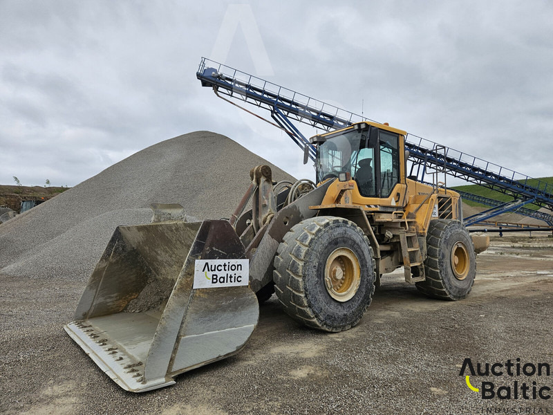Volvo L 180 F - Utovarivač na kotačima: slika Volvo L 180 F - Utovarivač na kotačima Volvo L 180 F - Utovarivač na kotačima: slika Volvo L 180 F - Utovarivač na kotačima
