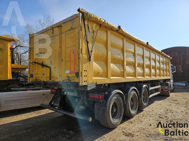 Wielton NW-3 - Poluprikolica s ceradom: slika Wielton NW-3 - Poluprikolica s ceradom Wielton NW-3 - Poluprikolica s ceradom: slika Wielton NW-3 - Poluprikolica s ceradom