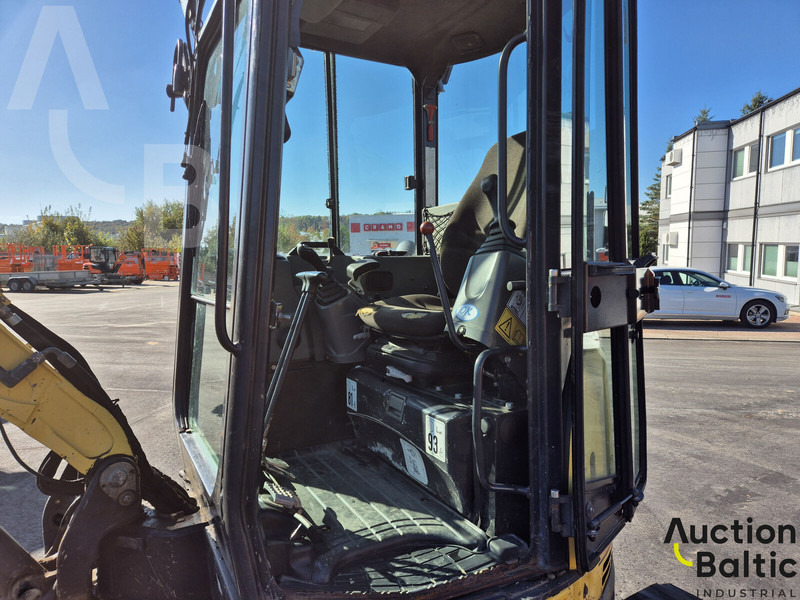 Yanmar Vio 33 U - Mini bager: slika Yanmar Vio 33 U - Mini bager Yanmar Vio 33 U - Mini bager: slika Yanmar Vio 33 U - Mini bager