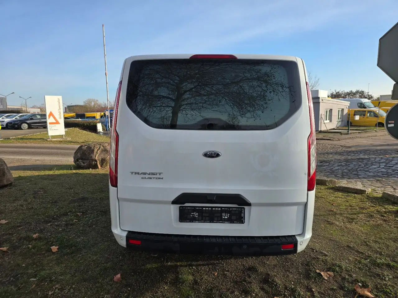 Ford Transit Custom Kasten 280 L1 Trend - Furgon: slika Ford Transit Custom Kasten 280 L1 Trend - Furgon Ford Transit Custom Kasten 280 L1 Trend - Furgon: slika Ford Transit Custom Kasten 280 L1 Trend - Furgon