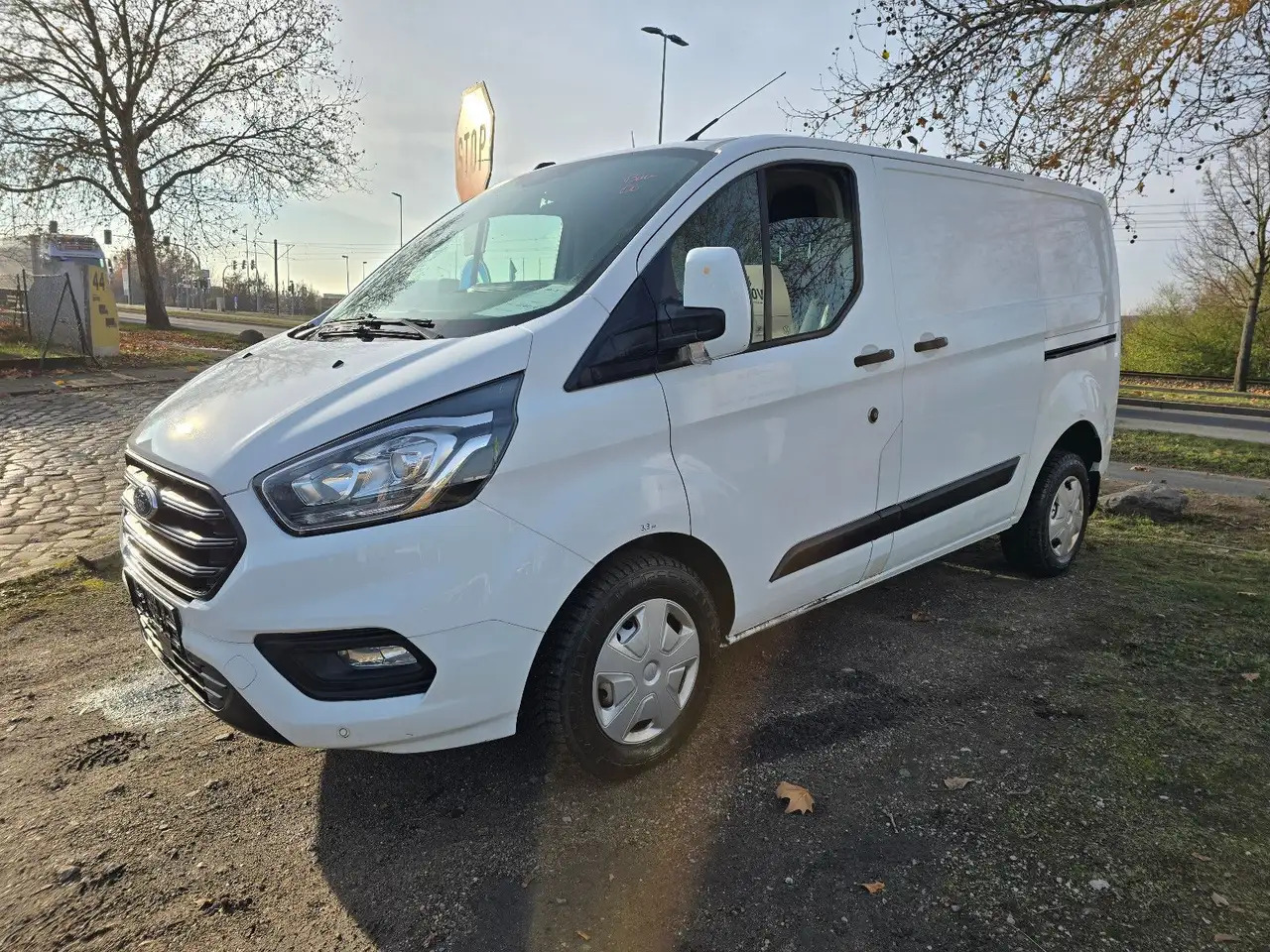 Ford Transit Custom Kasten 280 L1 Trend - Furgon: slika Ford Transit Custom Kasten 280 L1 Trend - Furgon Ford Transit Custom Kasten 280 L1 Trend - Furgon: slika Ford Transit Custom Kasten 280 L1 Trend - Furgon
