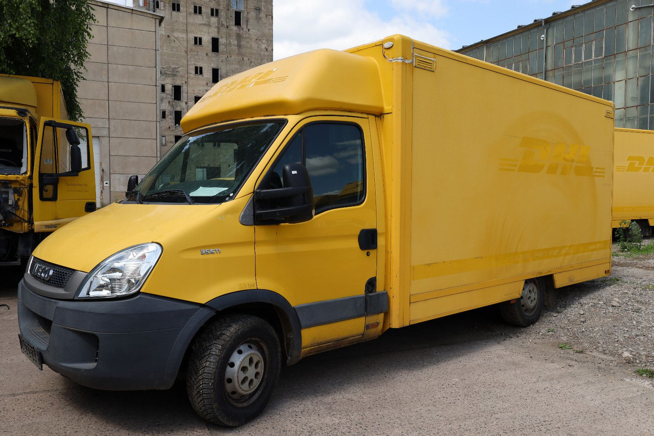 Iveco Daily/ Regalsystem/Luftfeder/Motorschaden - Dostavno vozilo sa zatvorenim sandukom: slika Iveco Daily/ Regalsystem/Luftfeder/Motorschaden - Dostavno vozilo sa zatvorenim sandukom Iveco Daily/ Regalsystem/Luftfeder/Motorschaden - Dostavno vozilo sa zatvorenim sandukom: slika Iveco Daily/ Regalsystem/Luftfeder/Motorschaden - Dostavno vozilo sa zatvorenim sandukom
