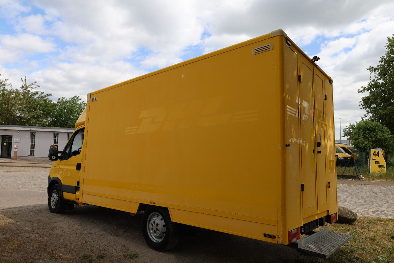 Iveco IS35SI2AA Daily/ Regalsystem/Luftfeder - Dostavno vozilo sa zatvorenim sandukom: slika Iveco IS35SI2AA Daily/ Regalsystem/Luftfeder - Dostavno vozilo sa zatvorenim sandukom Iveco IS35SI2AA Daily/ Regalsystem/Luftfeder - Dostavno vozilo sa zatvorenim sandukom: slika Iveco IS35SI2AA Daily/ Regalsystem/Luftfeder - Dostavno vozilo sa zatvorenim sandukom