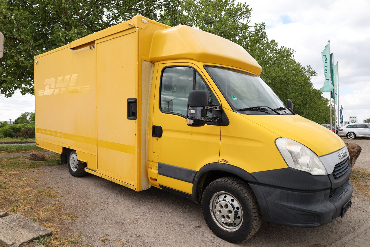 Iveco IS35SI2AA Daily/ Regalsystem/Luftfeder - Dostavno vozilo sa zatvorenim sandukom: slika Iveco IS35SI2AA Daily/ Regalsystem/Luftfeder - Dostavno vozilo sa zatvorenim sandukom Iveco IS35SI2AA Daily/ Regalsystem/Luftfeder - Dostavno vozilo sa zatvorenim sandukom: slika Iveco IS35SI2AA Daily/ Regalsystem/Luftfeder - Dostavno vozilo sa zatvorenim sandukom