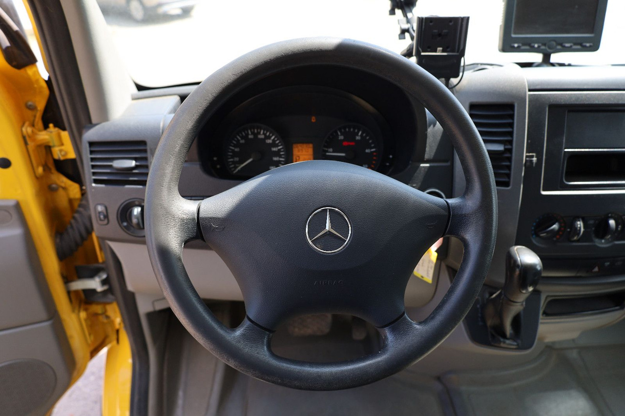 Mercedes-Benz Sprinter II Pritsche/ Koffer/Regalsystem - Dostavno vozilo sa zatvorenim sandukom: slika Mercedes-Benz Sprinter II Pritsche/ Koffer/Regalsystem - Dostavno vozilo sa zatvorenim sandukom Mercedes-Benz Sprinter II Pritsche/ Koffer/Regalsystem - Dostavno vozilo sa zatvorenim sandukom: slika Mercedes-Benz Sprinter II Pritsche/ Koffer/Regalsystem - Dostavno vozilo sa zatvorenim sandukom