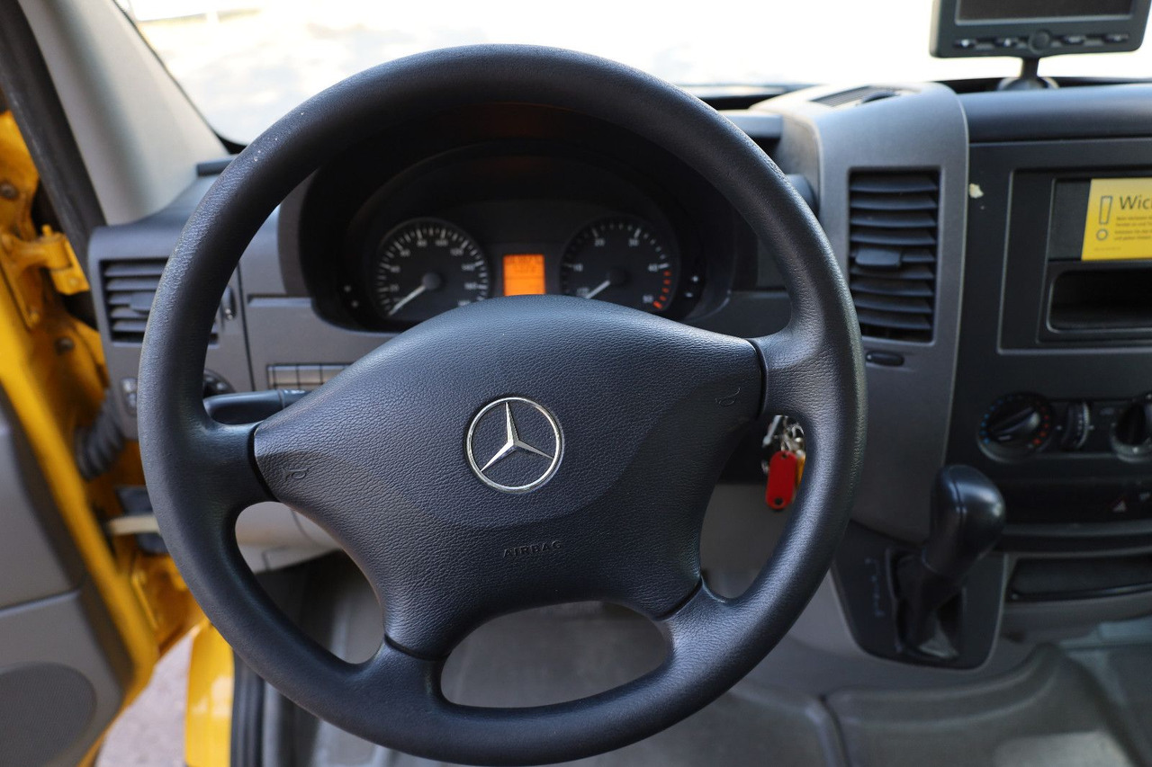 Mercedes-Benz Sprinter II Pritsche/ Koffer/Regalsystem - Dostavno vozilo sa zatvorenim sandukom: slika Mercedes-Benz Sprinter II Pritsche/ Koffer/Regalsystem - Dostavno vozilo sa zatvorenim sandukom Mercedes-Benz Sprinter II Pritsche/ Koffer/Regalsystem - Dostavno vozilo sa zatvorenim sandukom: slika Mercedes-Benz Sprinter II Pritsche/ Koffer/Regalsystem - Dostavno vozilo sa zatvorenim sandukom