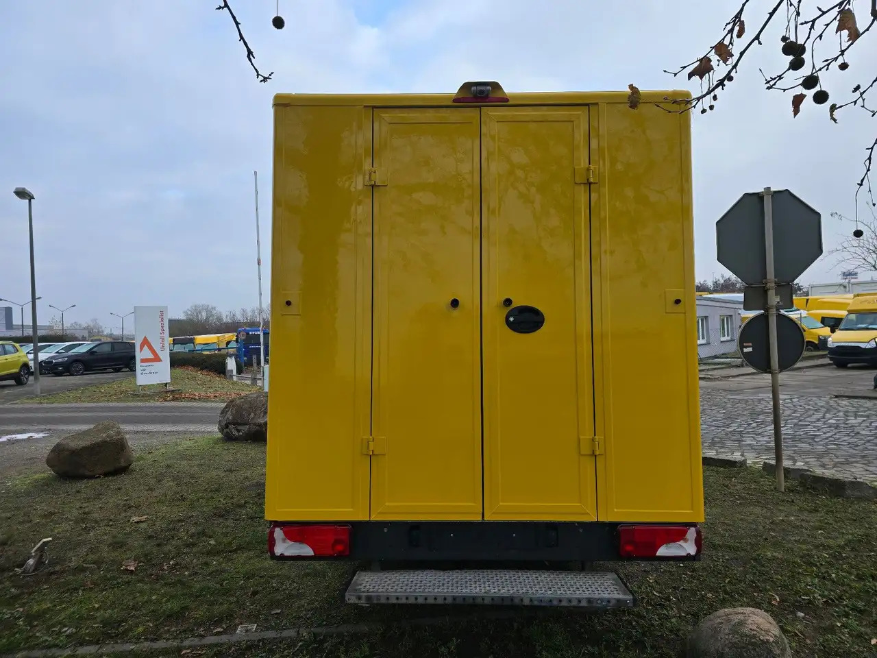 Mercedes-Benz Sprinter II Pritsche - Automobil: slika Mercedes-Benz Sprinter II Pritsche - Automobil Mercedes-Benz Sprinter II Pritsche - Automobil: slika Mercedes-Benz Sprinter II Pritsche - Automobil