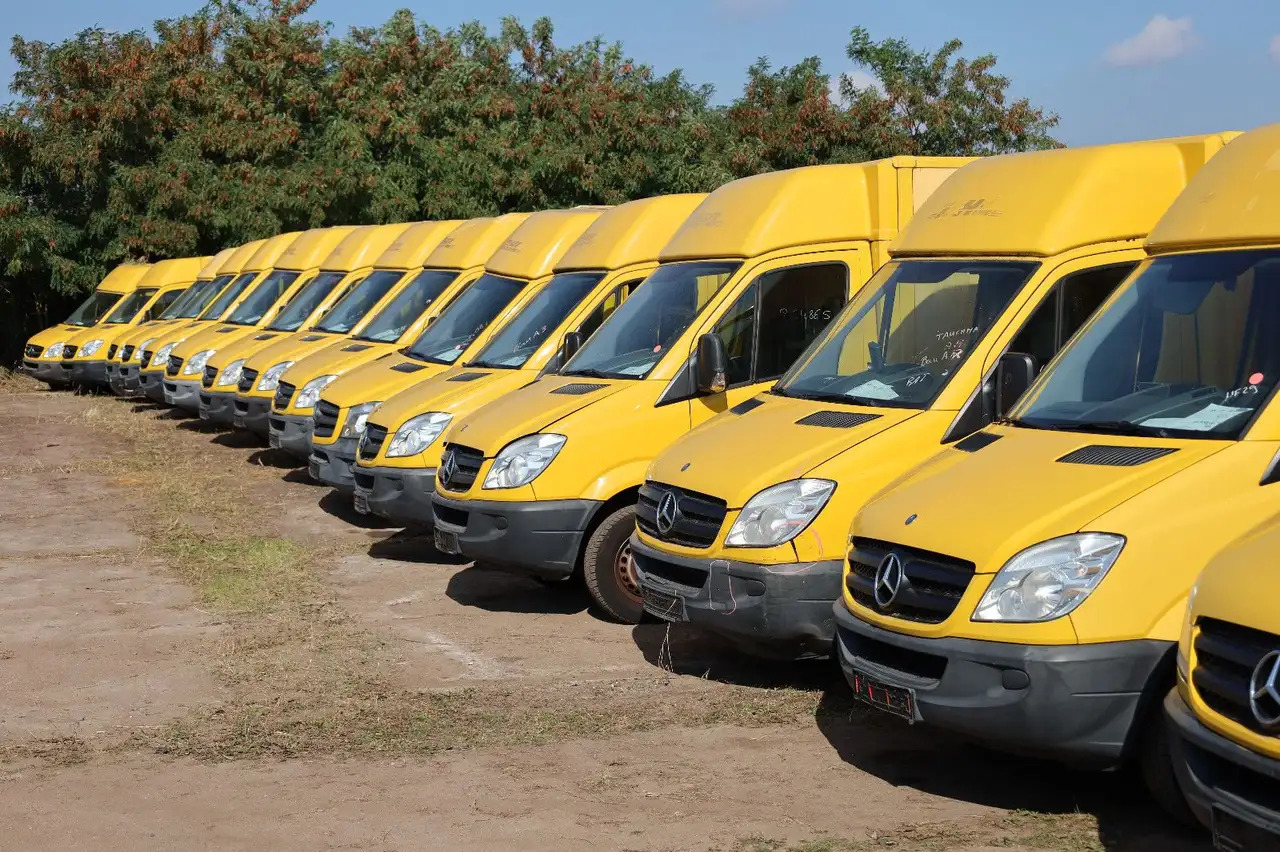 Mercedes-Benz Sprinter/Koffer/Regalsystem/ EU5/ 1. Hand - Dostavno vozilo sa zatvorenim sandukom: slika Mercedes-Benz Sprinter/Koffer/Regalsystem/ EU5/ 1. Hand - Dostavno vozilo sa zatvorenim sandukom Mercedes-Benz Sprinter/Koffer/Regalsystem/ EU5/ 1. Hand - Dostavno vozilo sa zatvorenim sandukom: slika Mercedes-Benz Sprinter/Koffer/Regalsystem/ EU5/ 1. Hand - Dostavno vozilo sa zatvorenim sandukom