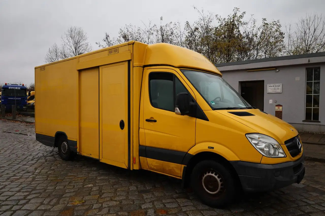 Mercedes-Benz Sprinter/ Koffer/Regalsystem - Dostavno vozilo sa zatvorenim sandukom: slika Mercedes-Benz Sprinter/ Koffer/Regalsystem - Dostavno vozilo sa zatvorenim sandukom Mercedes-Benz Sprinter/ Koffer/Regalsystem - Dostavno vozilo sa zatvorenim sandukom: slika Mercedes-Benz Sprinter/ Koffer/Regalsystem - Dostavno vozilo sa zatvorenim sandukom