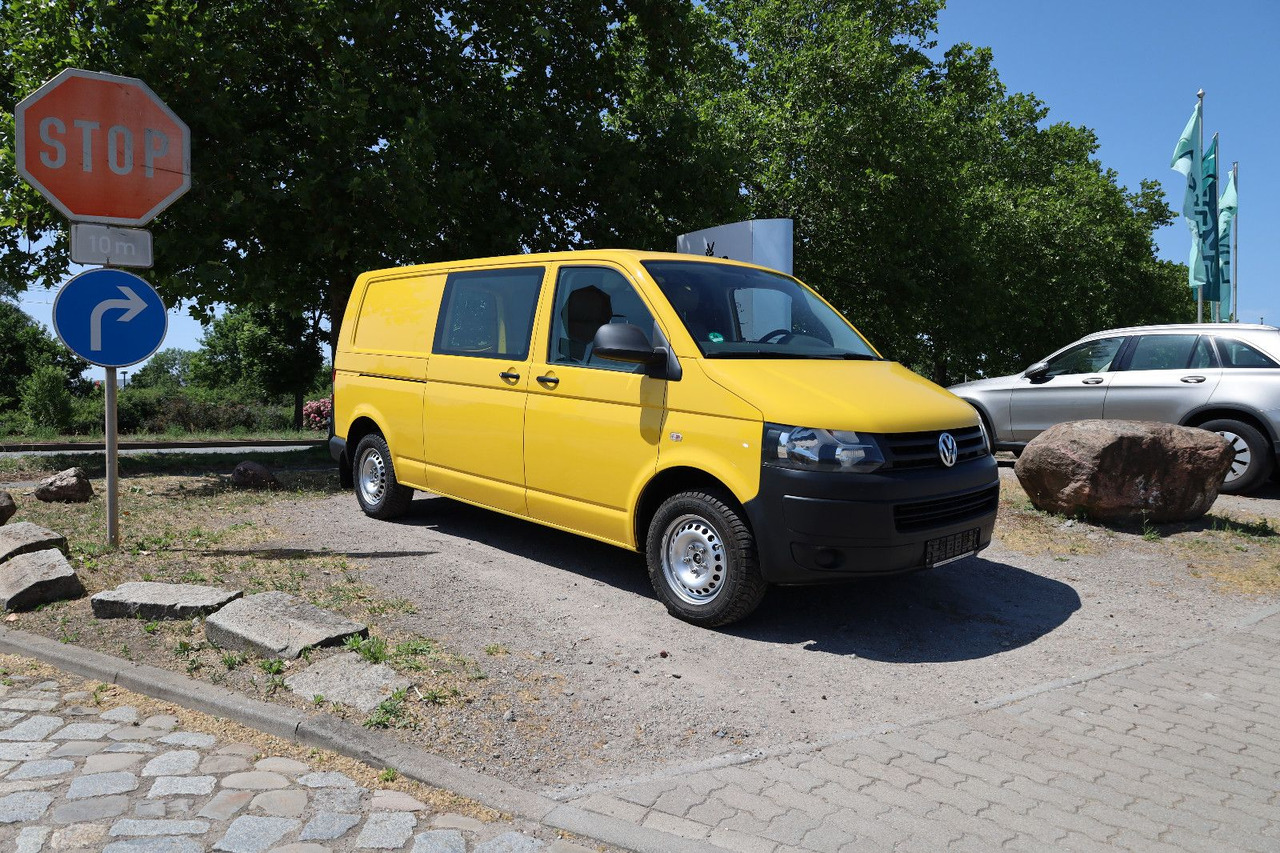 Volkswagen T5/MAXI 2.0 TDI/EU5 - Putnički kombi: slika Volkswagen T5/MAXI 2.0 TDI/EU5 - Putnički kombi Volkswagen T5/MAXI 2.0 TDI/EU5 - Putnički kombi: slika Volkswagen T5/MAXI 2.0 TDI/EU5 - Putnički kombi